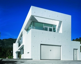 Malibu, California, USA --- Home with Balcony Over Garage --- Image by Â© John Edward Linden/Arcaid/Corbis